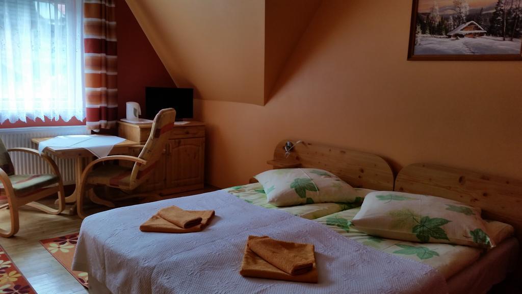 Willa Marta M Bed & Breakfast Zakopane Phòng bức ảnh